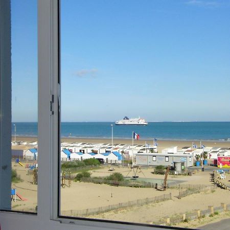 Studio Vue Sur Mer Apartment Calais Bagian luar foto